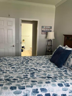 2 bedrooms, free WiFi, bed sheets