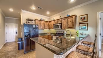 Kondominium, 3 kamar tidur | Dapur pribadi | Lemari es, oven, mesin pembuat kopi/teh, dan pemanggang roti