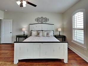 5 bedrooms, Internet, bed sheets - Casa Blanca | Waterfront, Pool + Pier (Rockport)