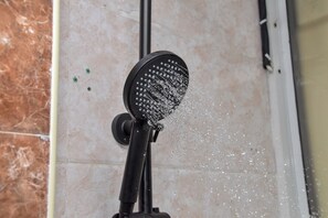 Pomme de douche portative