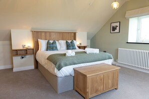 Cottage | 3 bedrooms, individually decorated, individually furnished, free WiFi - Golygfa Cwrt (Talybont)