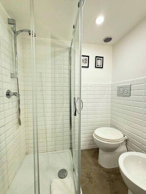 Haartrockner, Handtücher