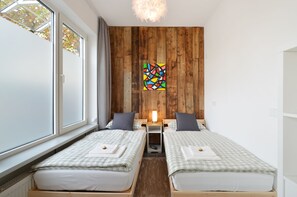 3 sovrum, strykjärn/strykbräda, gratis wi-fi och sängkläder