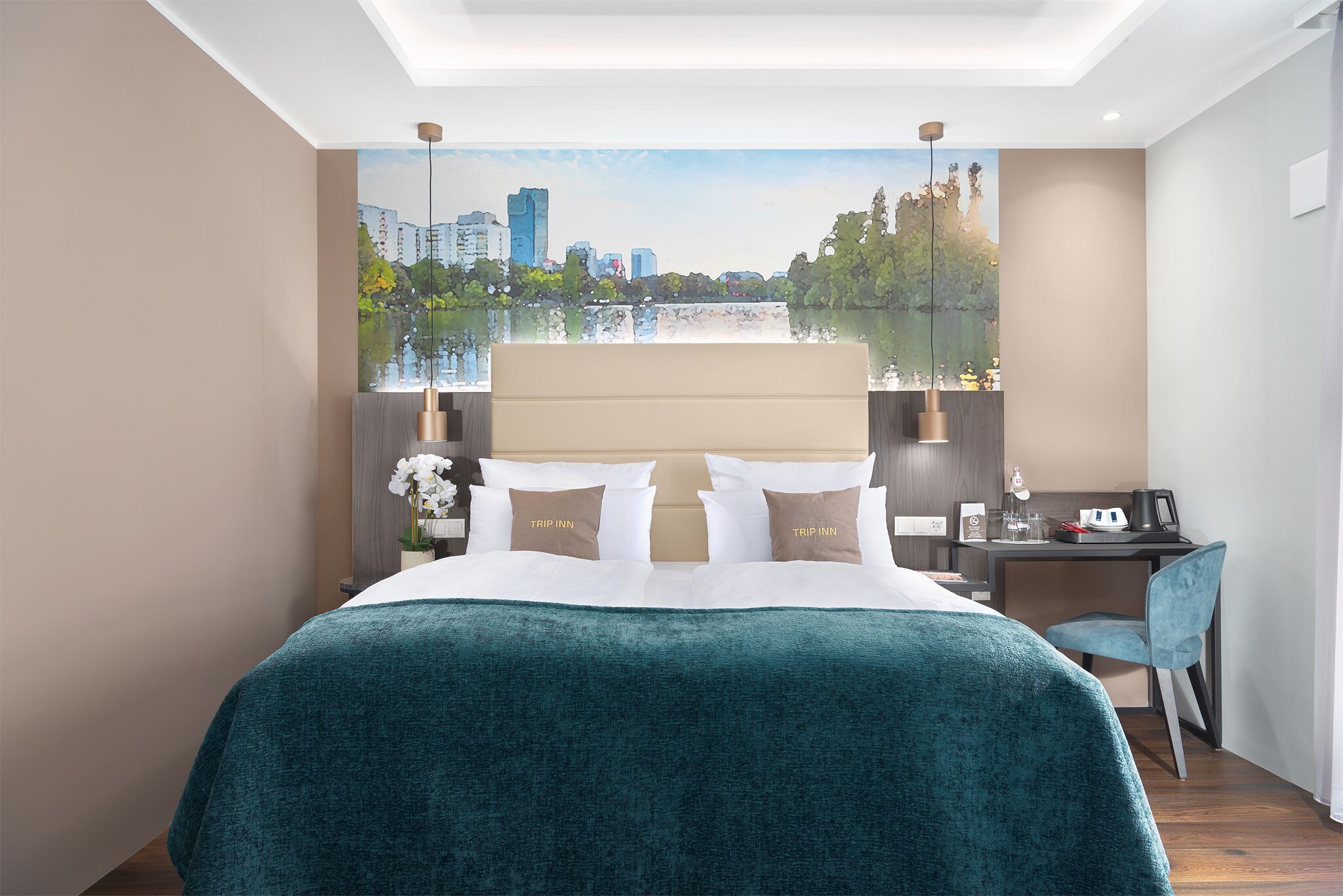 Caja de seguridad en la habitación, escritorio y cortinas blackout 