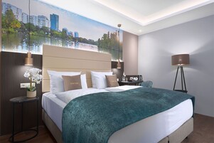 In-room safe, desk, blackout drapes, soundproofing