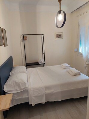 1 quarto, ferros/tábuas de passar roupa, Wi-Fi, roupa de cama