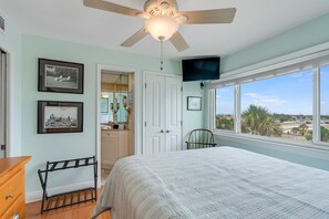 2 chambres, fer et planche à repasser, Wi-Fi gratuit, draps fournis