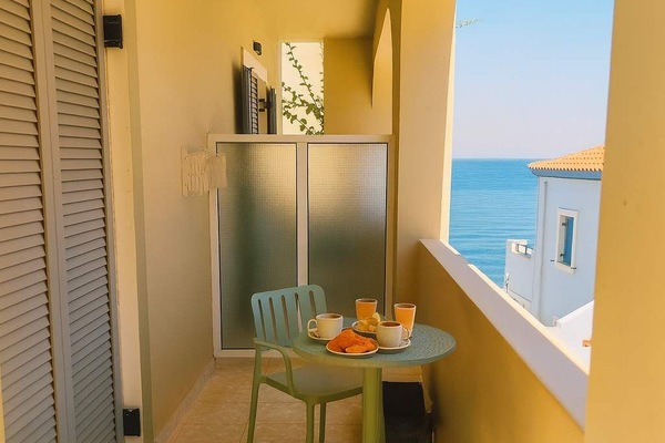 Balcony with View of Agia Pelagia Beach
Private balcony overlooking the beautiful Agia Pelagia beach—just steps away from the property.