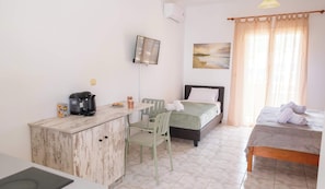 1 bedroom, iron/ironing board, travel crib, WiFi