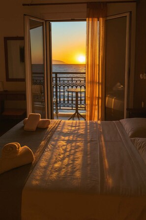 1 bedroom, iron/ironing board, travel cot, WiFi