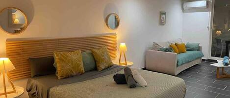 1 chambre, fer et planche à repasser, Wi-Fi, draps fournis