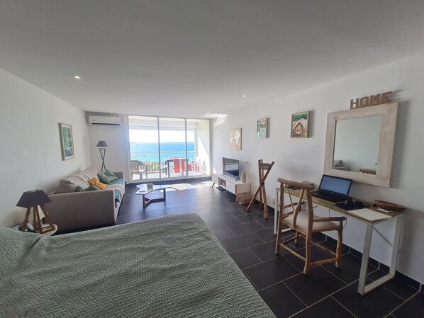 1 quarto, ferros/tábuas de passar roupa, Wi-Fi, roupa de cama