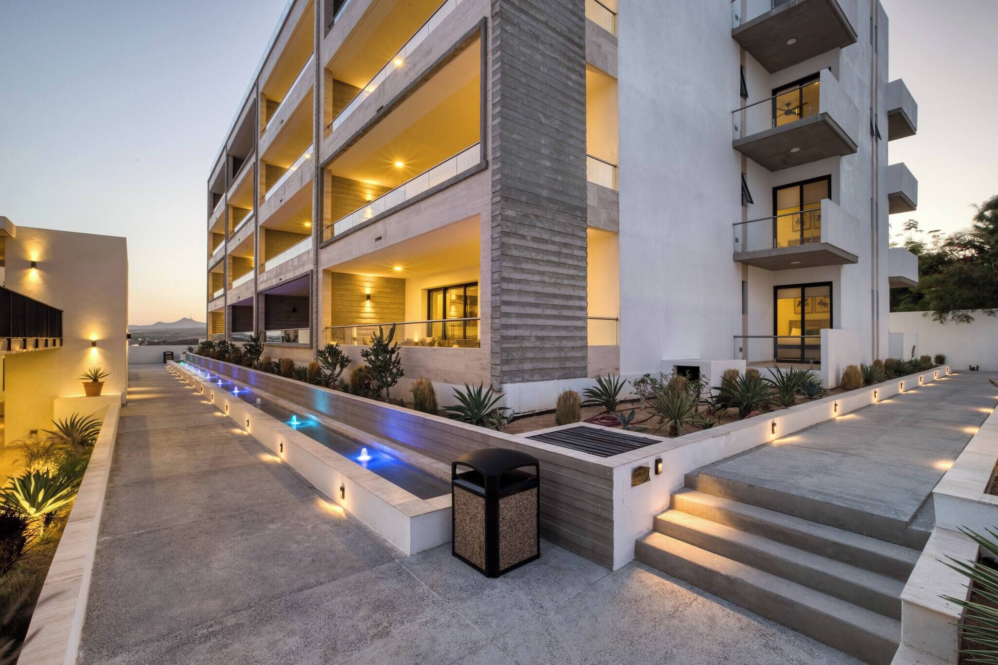 Apartamento, vários quartos | Fachada