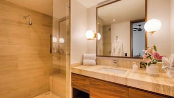 Apartment, Multiple Bedrooms | Bathroom