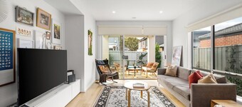 3BR Light-filled Retreat, Mt Duneed