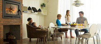 บ้านพักตากอากาศสำหรับ 8 คนในสวนพักผ่อนในโรโม