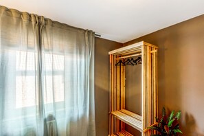 House, 2 Bedrooms, Pets allowed