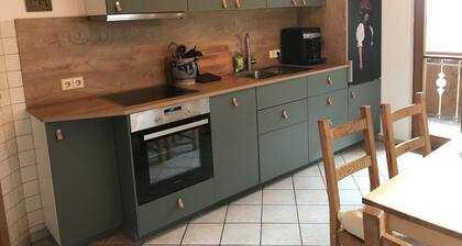 Apartment 'Leibgeding' with Balcony and Wi-Fi
