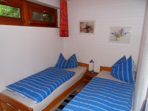 2 sovrum, strykjärn/strykbräda, wi-fi och sängkläder