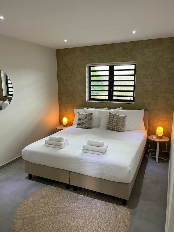 In-room safe, iron/ironing board, free WiFi