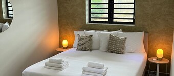 No5 Mambo Apartment