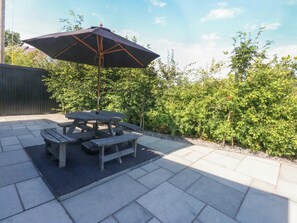 รับประทานอาหารกลางแจ้ง