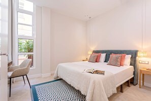 2 chambres, fer et planche à repasser, Wi-Fi, literie fournie