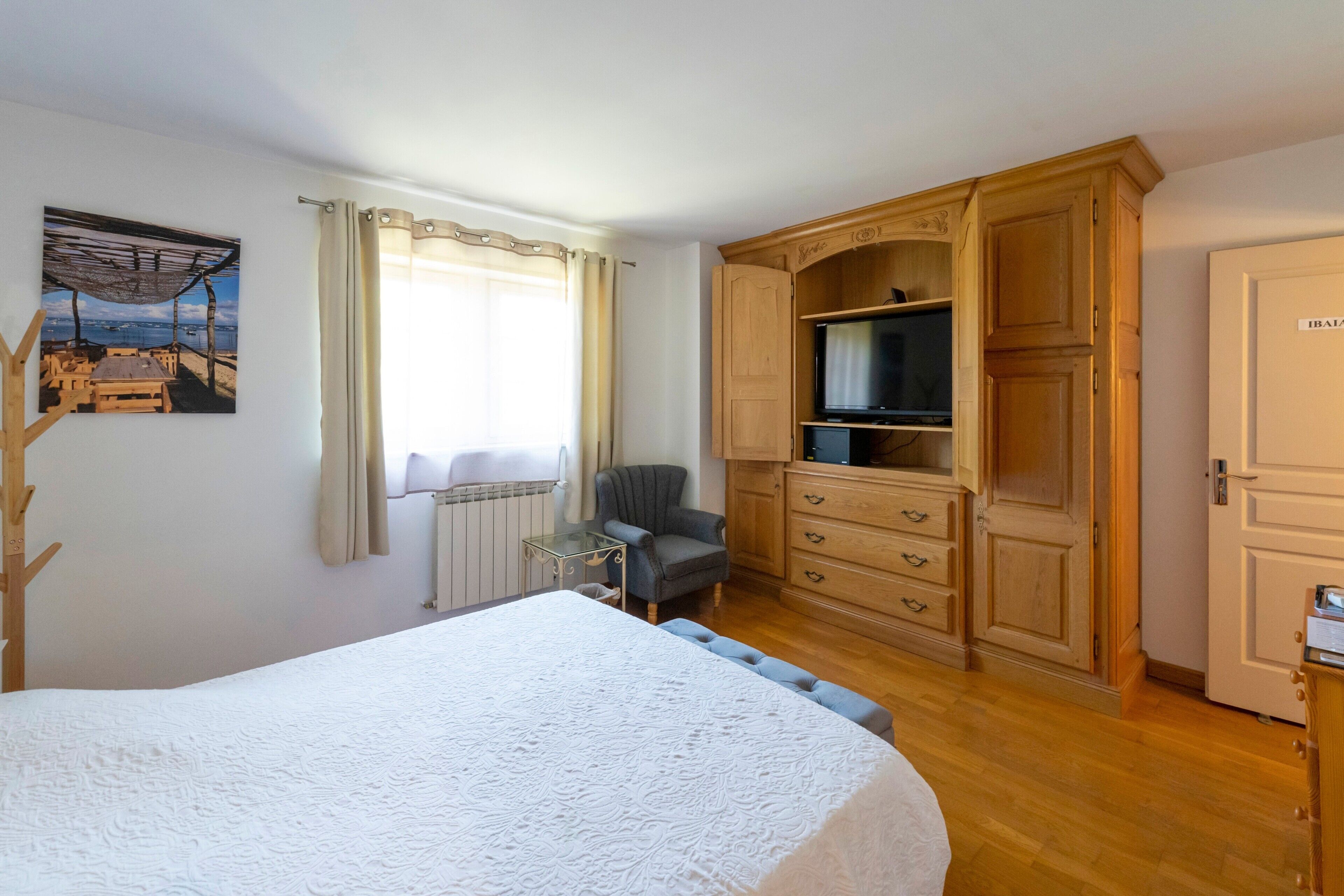 1 habitación, wifi y ropa de cama 