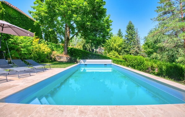 Beheizter Pool