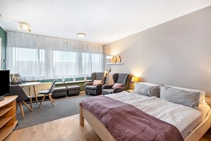 1 bedroom, WiFi, bed sheets