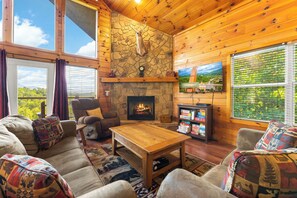 Fernseher, Kamin, Arbeitsbereiche