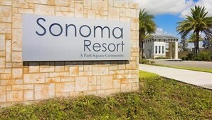 A sign for Sonoma Resort, indicating it is a Park Square Community.