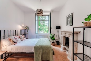 Apartment, Patio, Lake View | Iron/ironing board, cribs/infant beds, free WiFi, bed sheets