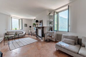 Apartment, Patio, Lake View | Iron/ironing board, cribs/infant beds, free WiFi, bed sheets