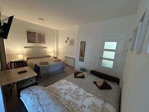 Quadruple Room, Shared Bathroom