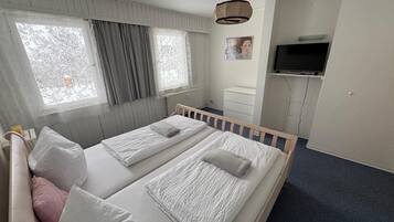 2 Schlafzimmer, Bügeleisen/Bügelbrett, WLAN, Bettwäsche