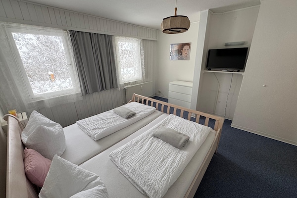 2 Schlafzimmer, Bügeleisen/Bügelbrett, WLAN, Bettwäsche