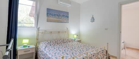 1 camera, Wi-Fi, lenzuola