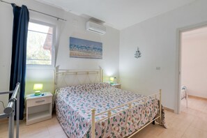 1 habitación, wifi y ropa de cama