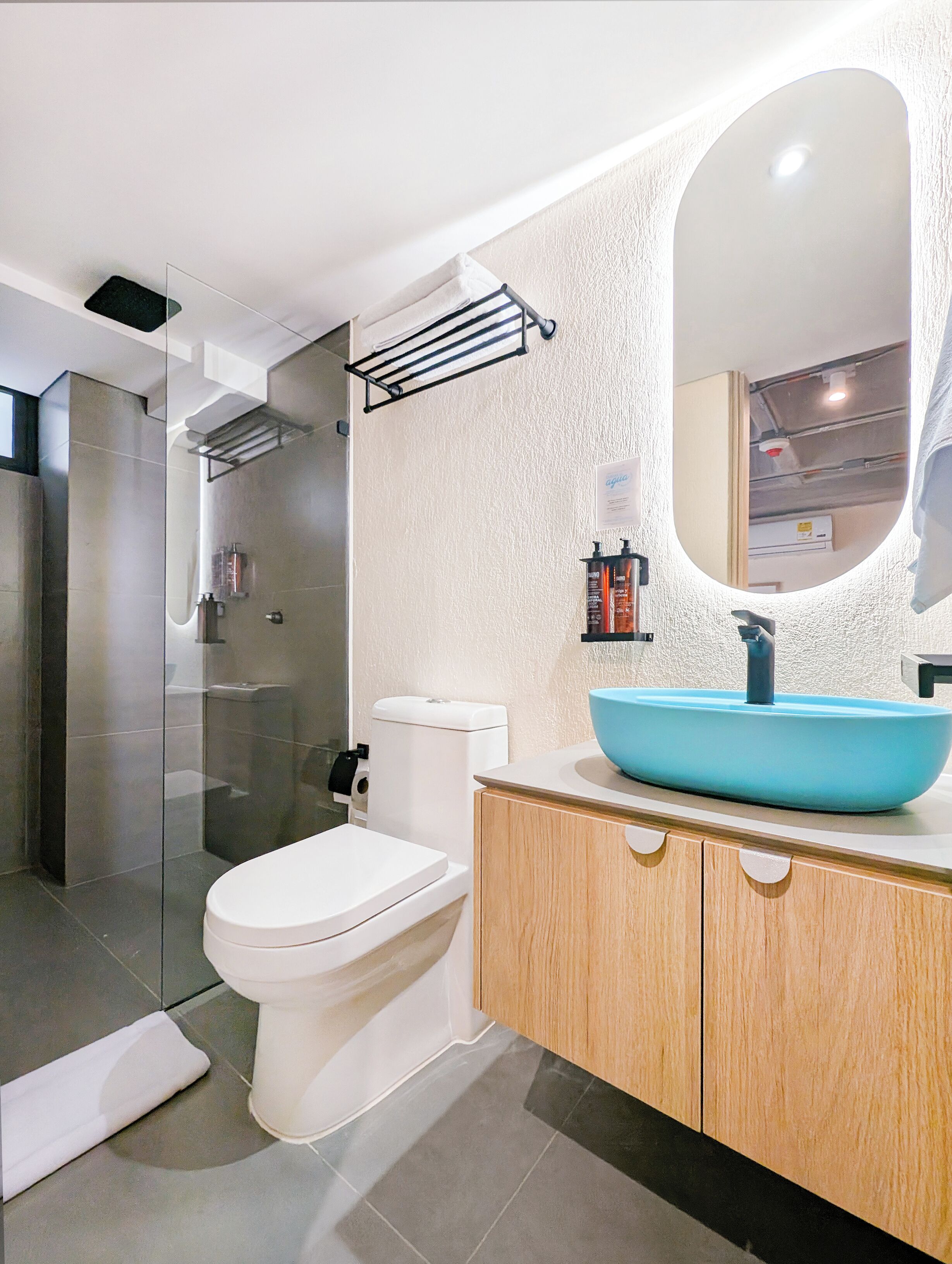 Suite Executive | Bagno | Doccia, asciugacapelli, asciugamani, sapone