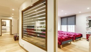 3 chambres, bureau, fer et planche à repasser, Wi-Fi gratuit