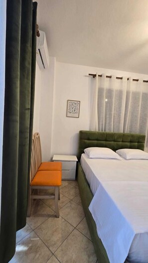 Apartment, 2 Bedrooms | Free WiFi