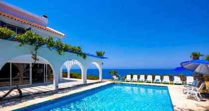 Panorama Villa - Four Bedroom Villa, Sleeps 10