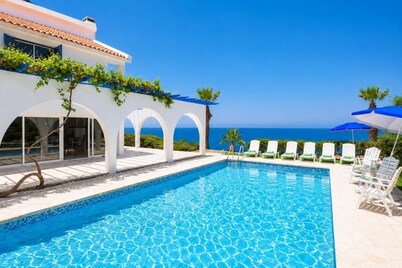 Panorama Villa - Four Bedroom Villa, Sleeps 10