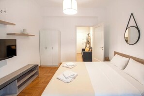 2 quartos, ferros/tábuas de passar roupa, Wi-Fi, roupa de cama