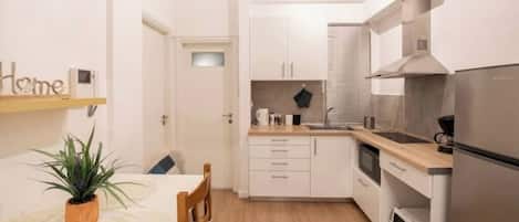 Microwave, stovetop