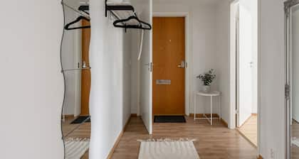 1BR Downtown Apartment with Balcony