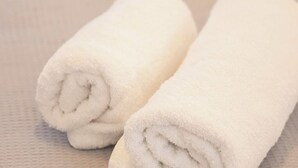 تجهيزات دش، مجففات شعر، مناشف، صابون
