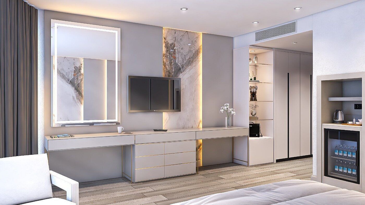 Een moderne slaapkamer met een groot bed, een aan de muur bevestigde televisie, een inbouwkast en een plank met decoratieve objecten.