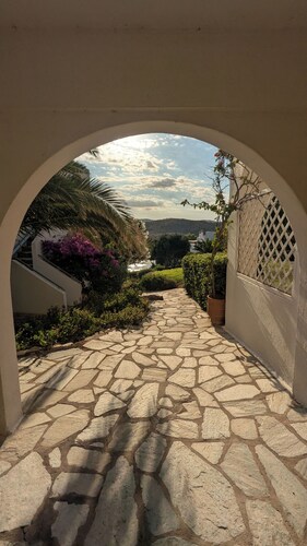 Yanna & Peri Aegean Breeze Retreat